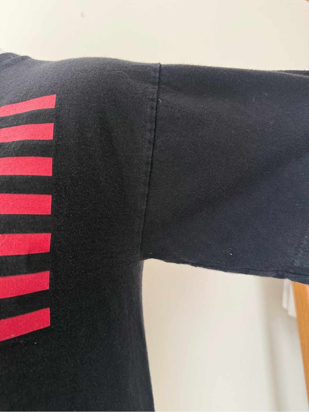 Black Scale Black T-Shirt with Red & Blue Flag Graphic - Picture 5 of 7